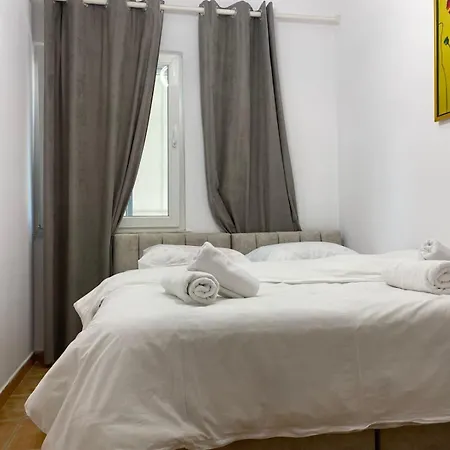 Juli's Pazari Nest Appartement *