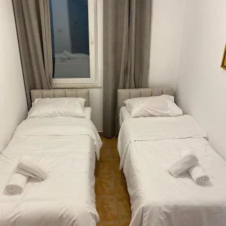 Juli's Pazari Nest Apartment